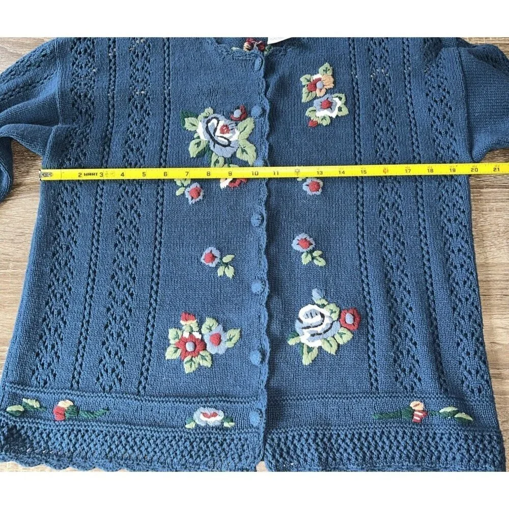 Capacity Woman Blue Embroidery Floral Rose Button Petite Medium Cardigan Sweater - Picture 9 of 15